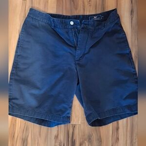 Vineyard Vines Men's Navy Flat-Front Cotton Shorts 32 In